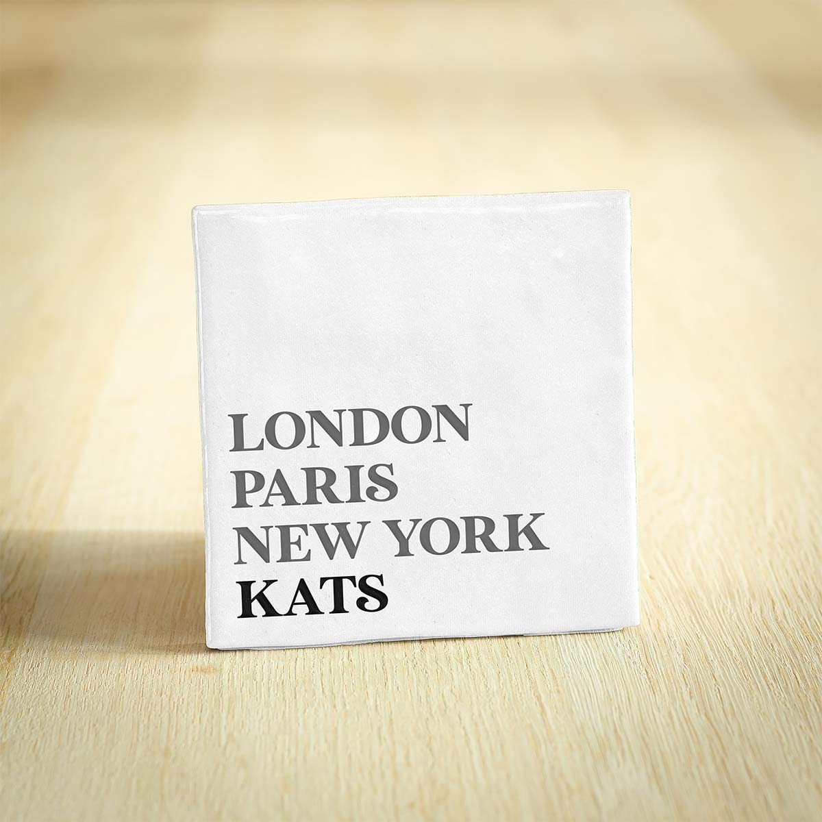 Tegel Kats - Zeeland | London - Paris - New York