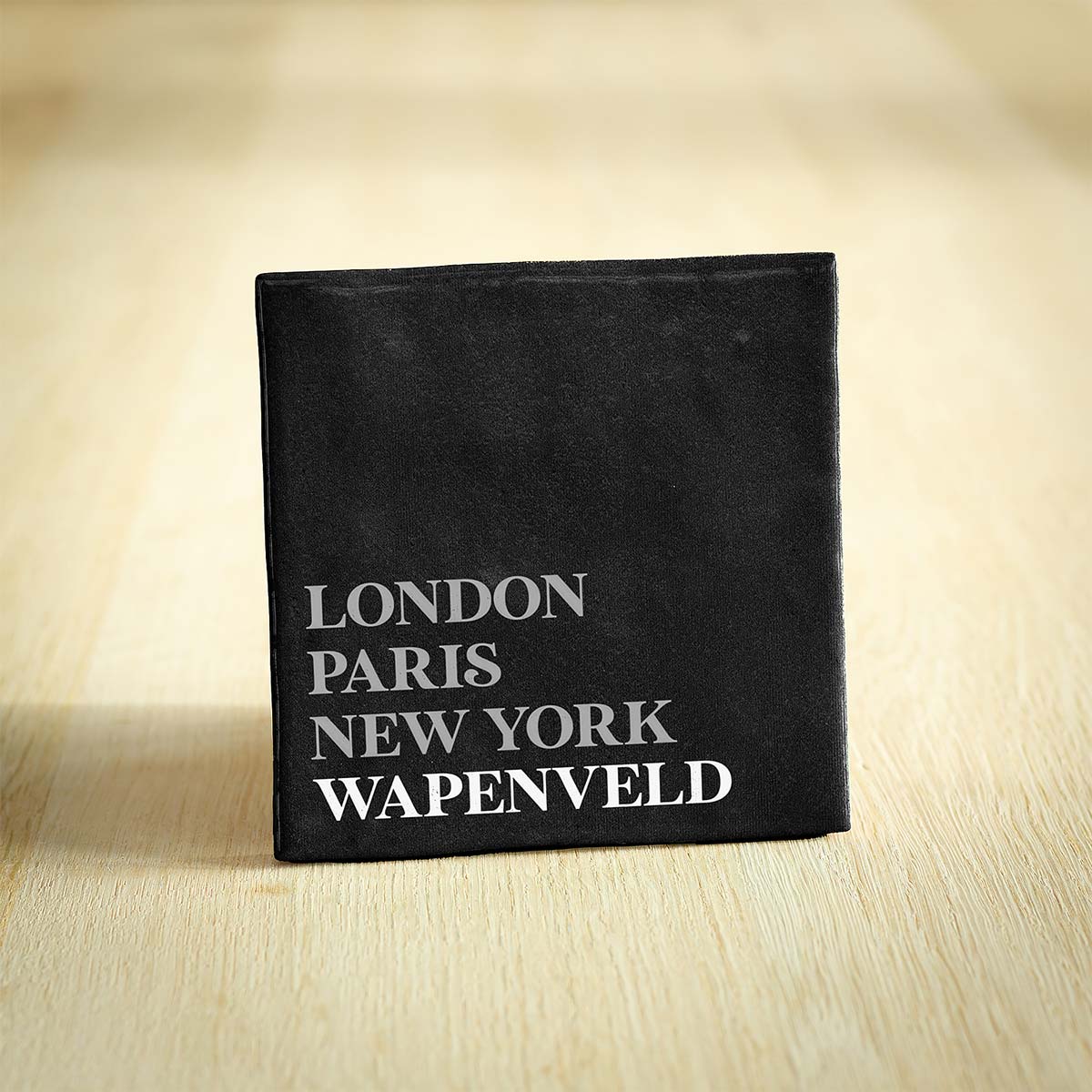 Alternative view of Tegel Wapenveld - Gelderland | London - Paris - New York