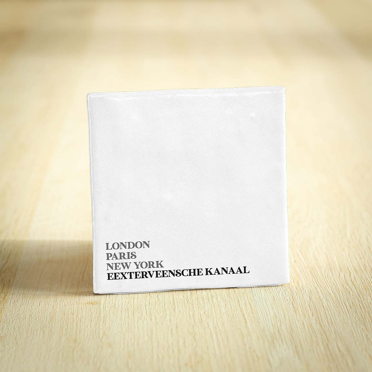 Tegel Eexterveensche kanaal - Drenthe | London - Paris - New York