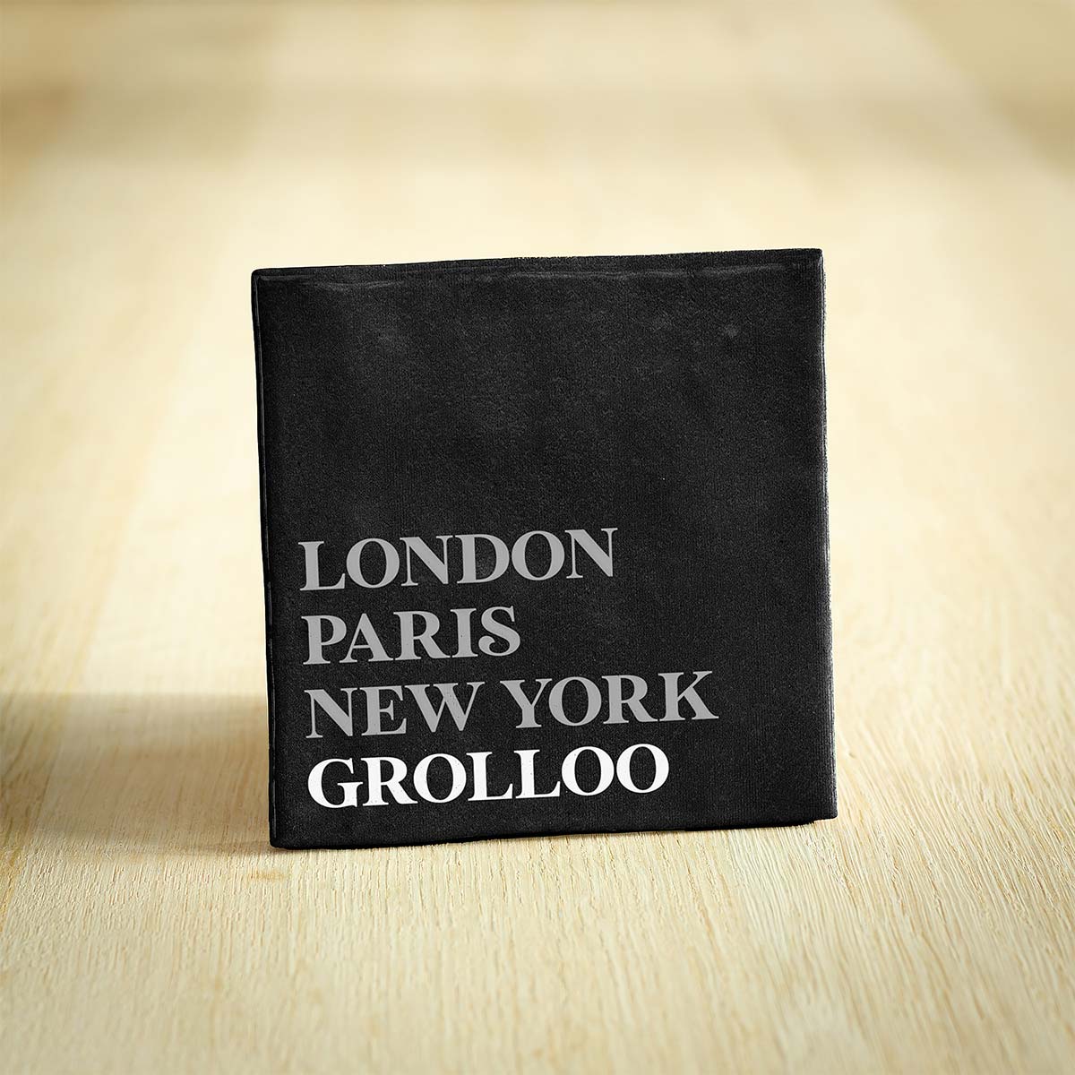 Alternative view of Tegel Grolloo - Drenthe | London - Paris - New York