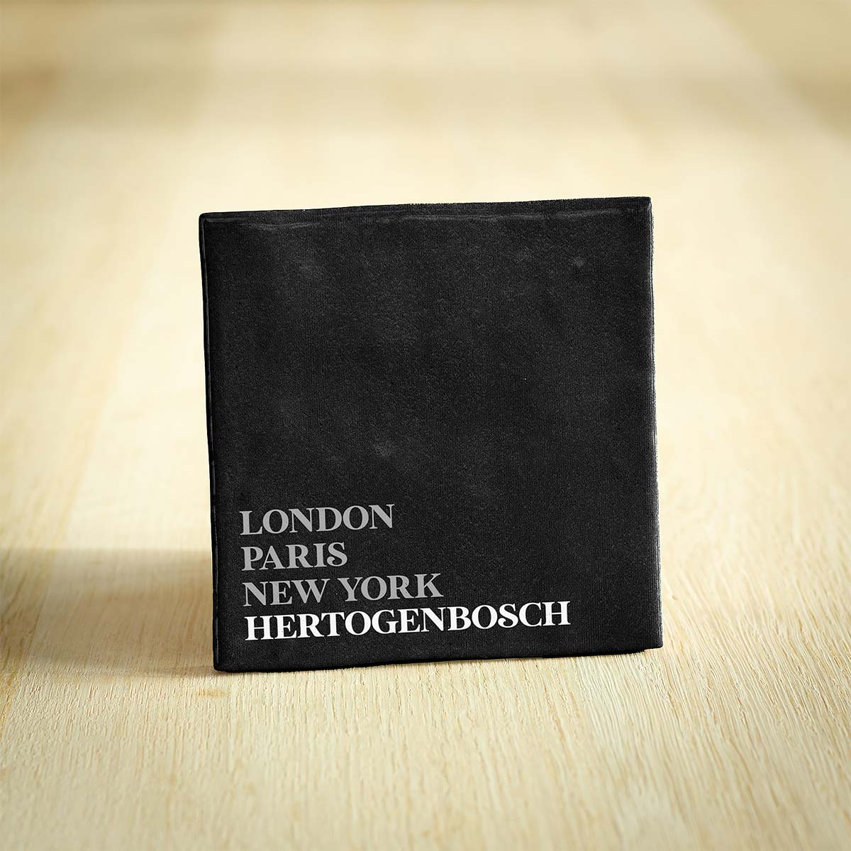 Alternative view of Tegel Hertogenbosch - Noord-Brabant | London - Paris - New York